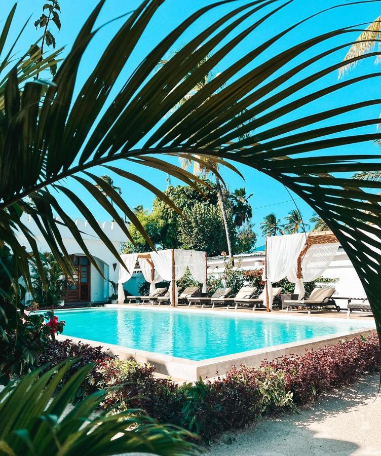 The Golden Blue Luxury 4*